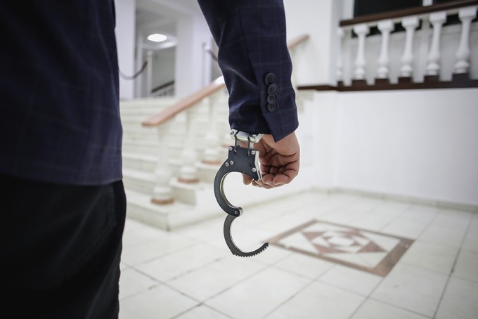 Тюменская полиция задержала распространителя наркотиков