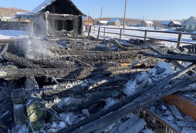 Пожар в Тюменской области, где сгорели две сестры: семью преследуют трагедии