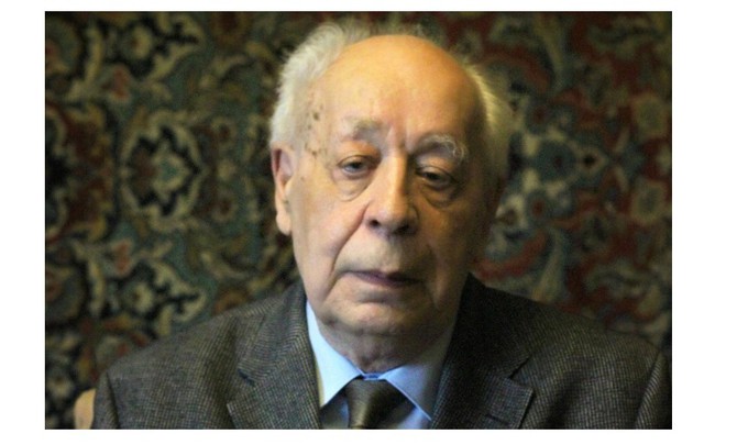 В Тюмени скончался известный ученый Ромен Магарил