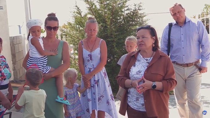 Тюменцы лечатся на крымском побережье по путевке «Мать и дитя»