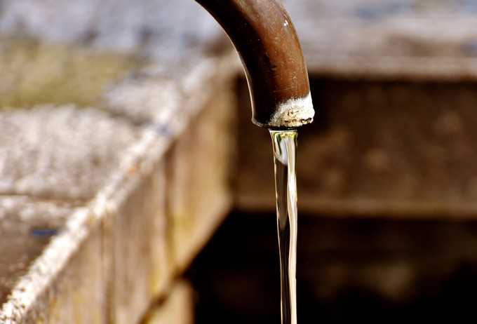 В Ярковском районе пожаловались на некачественную воду из колонки