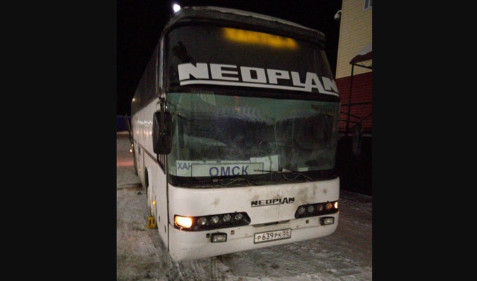 На трассе в Тюменской области спасено 50 замерзающих в автобусе вахтовиков