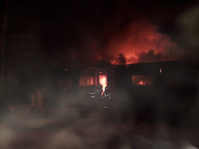 В Тюмени из горящего многоквартирного дома экстренно эвакуирован 31 человек