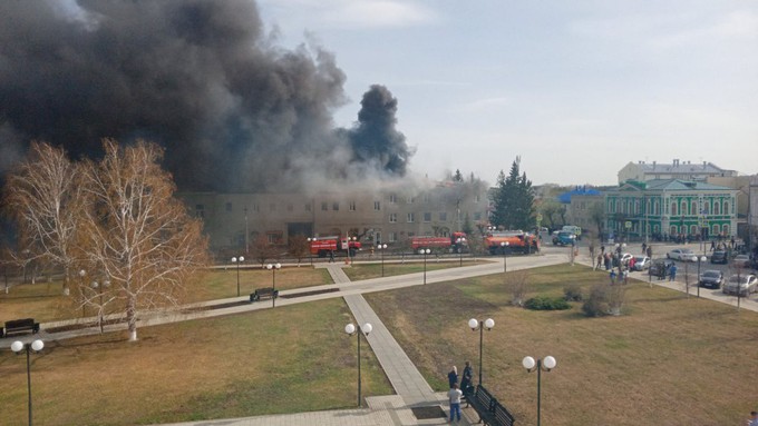По факту пожара в ишимском центре «Гагаринский» возбудили уголовное дело