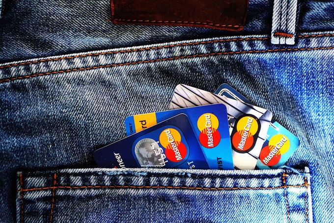 Тюменцы стали значительно реже оформлять кредитные карты