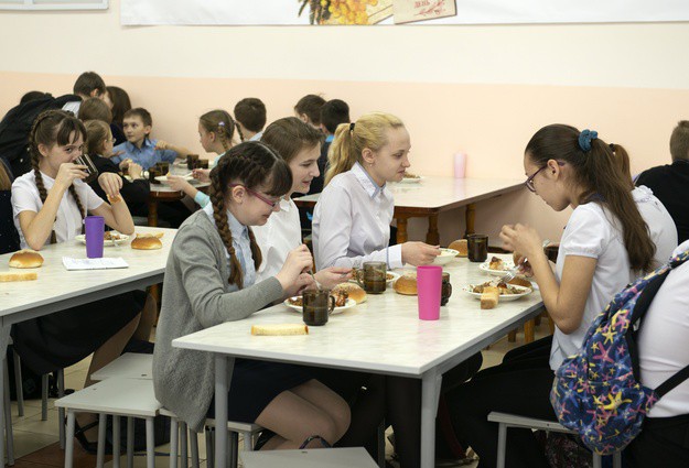 В Тюменской области обсудили качество питания школьников 