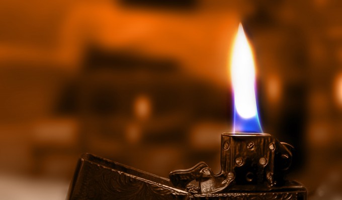 Тюменцев будут штрафовать за продажу газа для зажигалок подросткам
