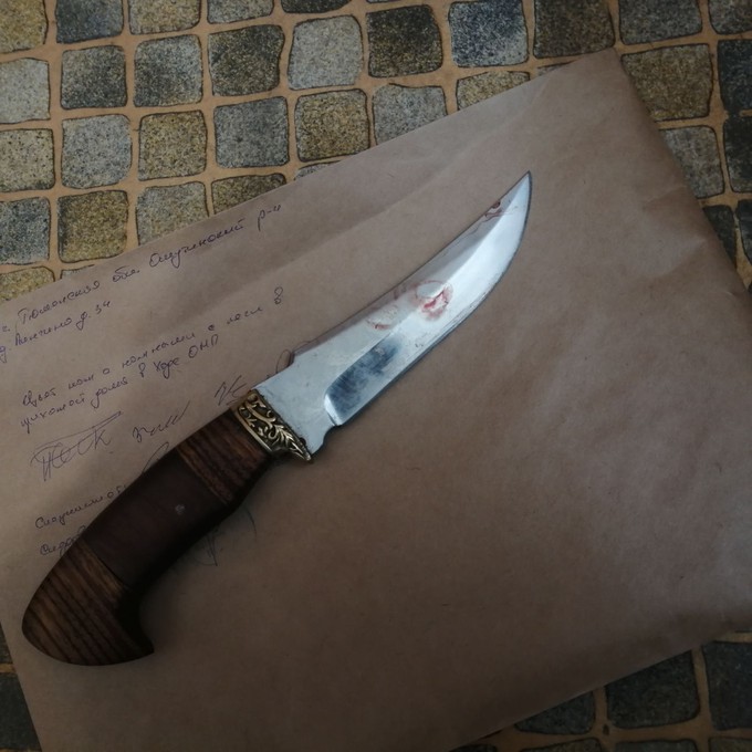 В Омутинском районе мужчина всадил нож в грудь собутыльнику