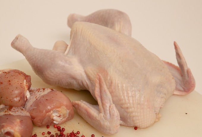 Зараженная курица привела ко вспышке сальмонеллеза в детсаду Тобольска