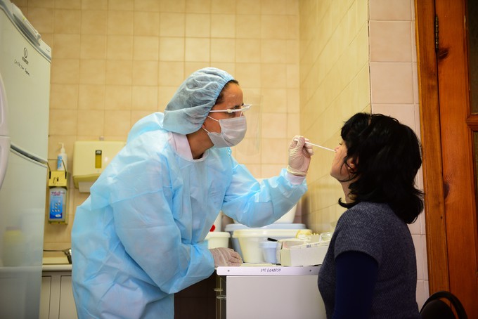 Четверть участников испытаний прививки от коронавируса в Тюмени получат плацебо