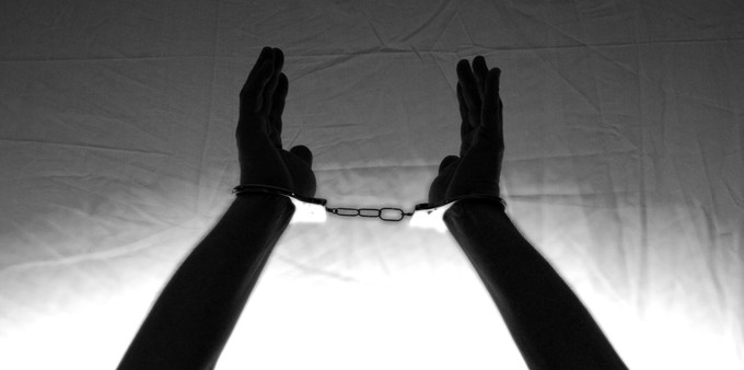 Пойманный тюменскими полицейскими наркобизнесмен получал оплату биткоинами