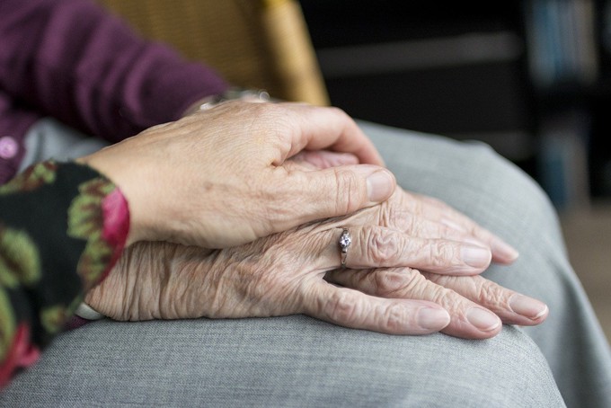 Тюменским пенсионерам рассказали о профилактике деменции