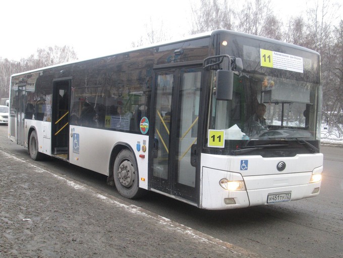 В Тюмени ПАТП выплатило кондуктору 70 тысяч рублей за падение в автобусе
