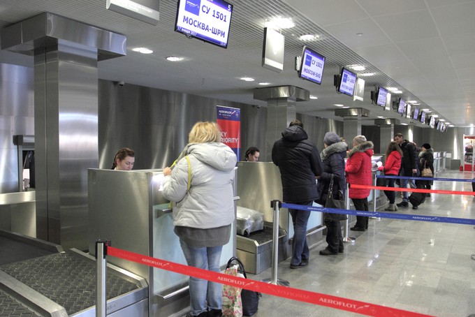 Тобольский аэропорт возьмет на работу готовых к переезду людей