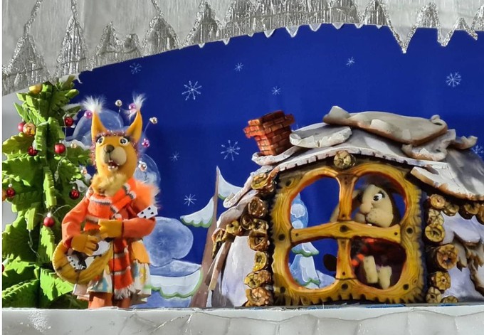 Ишимцы смогут увидеть новогодние спектакли и выставку микрокомпозиций