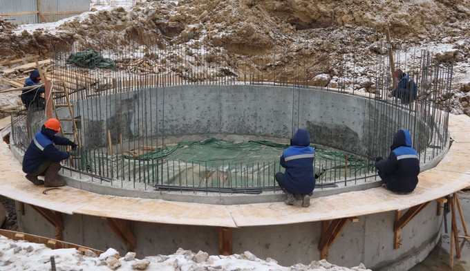 В Тюмени в рекордные сроки построили канализационный коллектор
