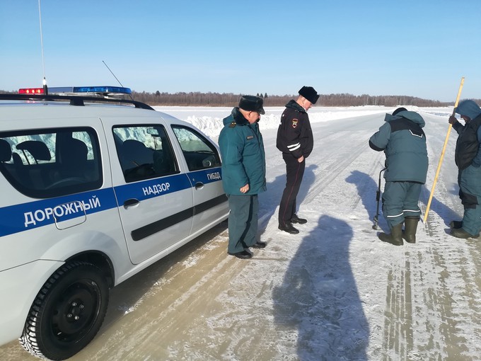 В Уватском районе открыли ледовую переправу грузоподъемностью 100 тонн
