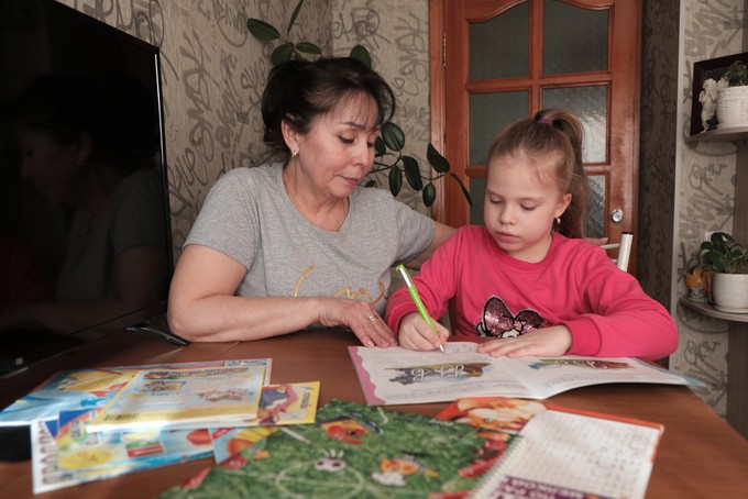 Как замотивировать ребенка учиться дома: рекомендации тюменского психолога
