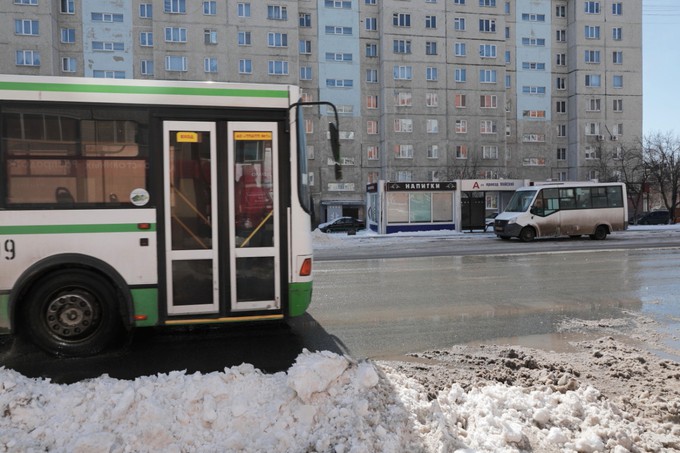 Авария с участием автобуса: тюменка отсудила у перевозчика 270 тысяч рублей