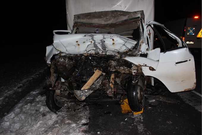 В столкновении двух «Газелей» на тюменской трассе погиб водитель из Ивановской области