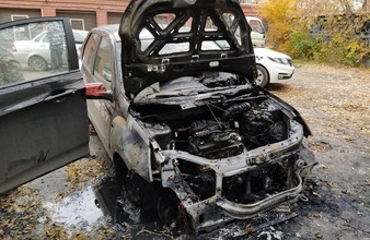 Новость Тюмени: За неделю в Тюменской области сгорело 12 автомобилей