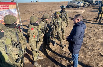 Новость Тюмени: Владимир Якушев посетил мобилизованных в Луганской области