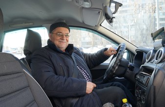 Новость Тюмени: Тюменский таксист записывает байки пассажиров