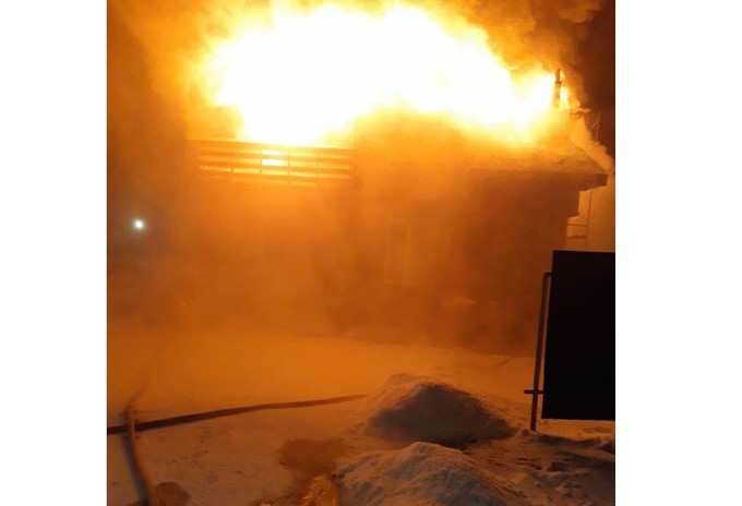 В поселке Березняки сгорел частный дом