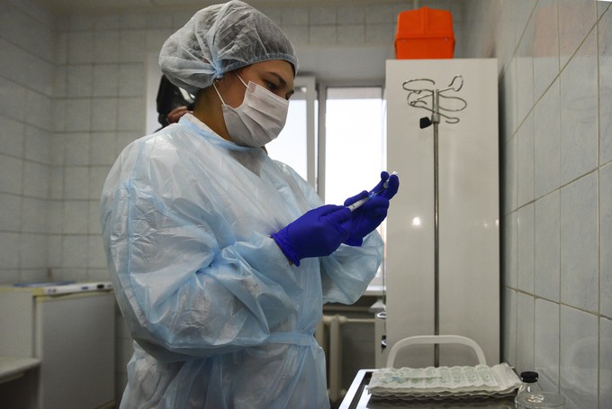 В Тюмени не хватает добровольцев для исследования вакцины от коронавируса