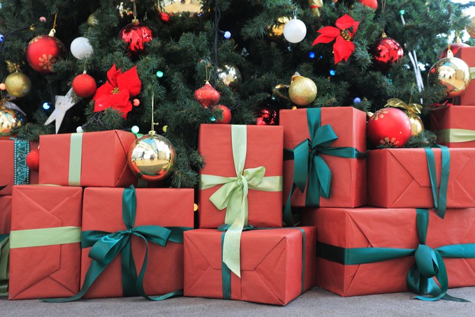 В ожидании волшебства: день заказов подарков и написания писем Деду Морозу