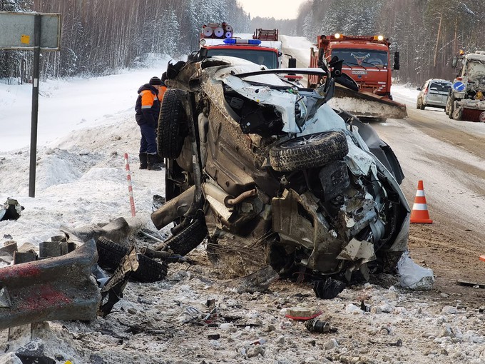 На трассе Тюмень – Ханты-Мансийск произошла авария со смертельным исходом